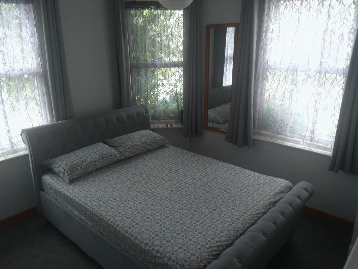 South Coast Guest Rooms With Free Parking Poole Exterior photo